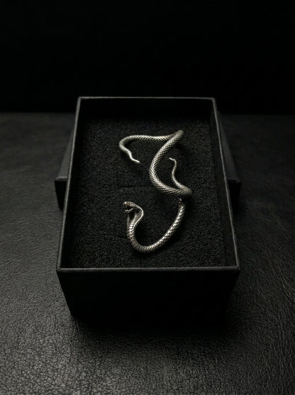 Venomstrike Ear Cuff